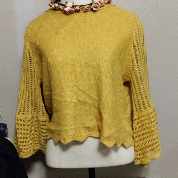 Alya knitted top - Picture 2 of 7